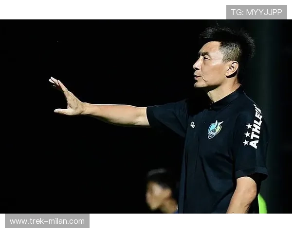 李伟锋:中国足球名将的成长历程与职业生涯回顾 李伟锋:中国足球名将的成长历程与职业生涯回顾